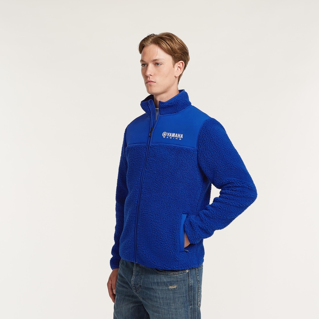 QMB-26BP3-E0-0L-26-PB-Ess-sherpa-fleece-men-Truro-EU-Studio-003.jpg