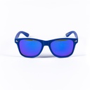 N23-JJ605-E1-00-Yamaha-Racing-KIDS-sunglasses-EU-Studio-005.jpg