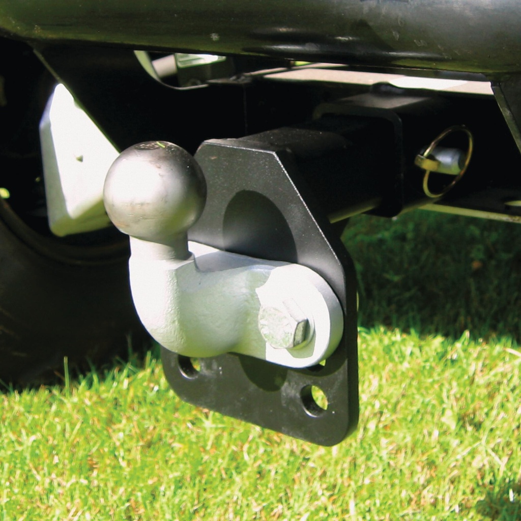 ATV-W0789-01-00-CLASS-2-TRAILER-HITCH-Studio-001.jpg